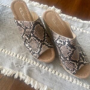 CL by Laundry Brown Wedge Shoes